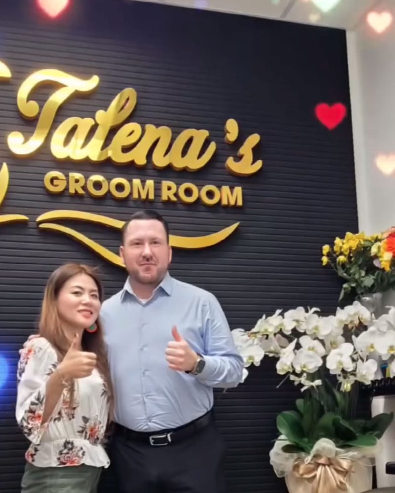 Talena with customer
